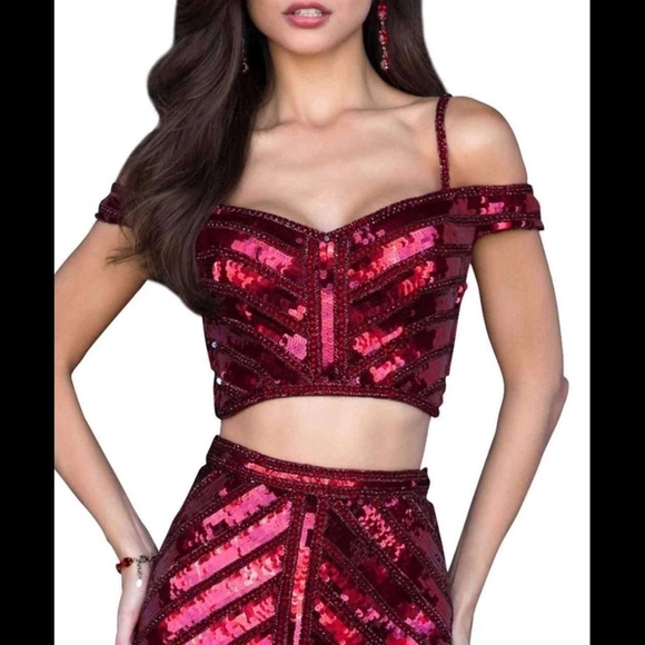 SHERRI HILL 51934 Burgundy Sequin Two Piece Formal Gown Size 2 - Picture 2 of 13